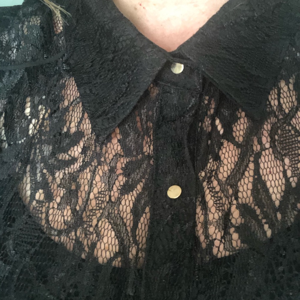 Black lace dress - Picture 4 of 5